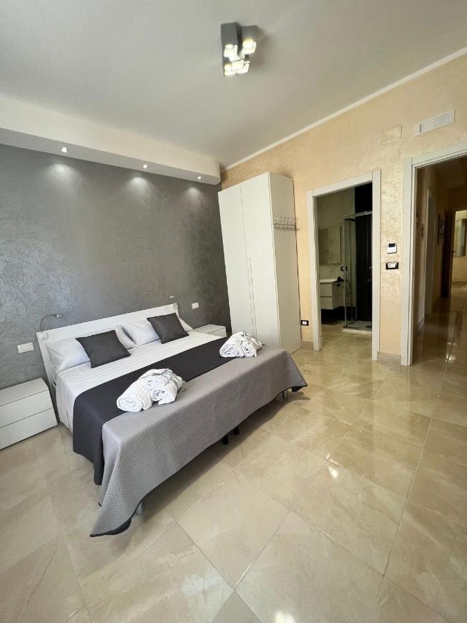 Queen Room with Balcony,1469988182:JPEG