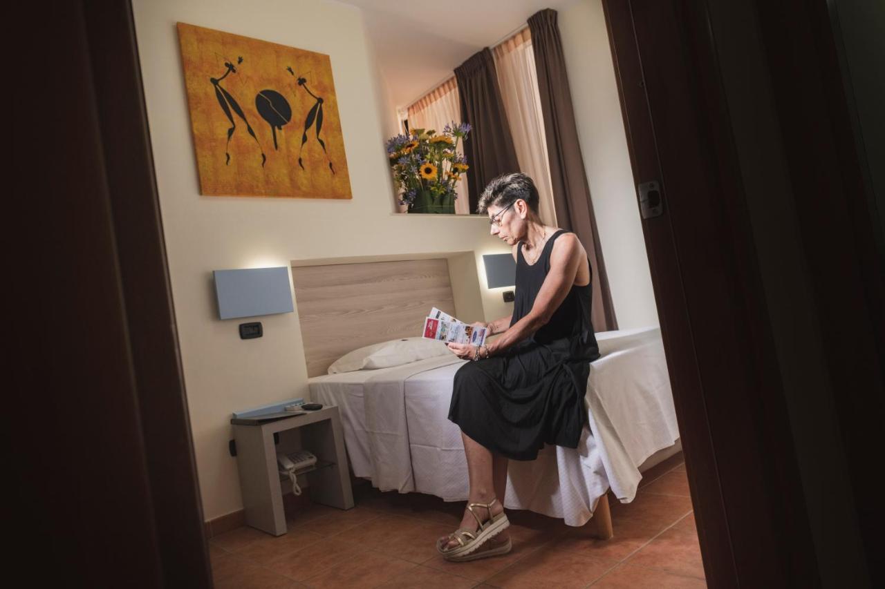 Single Room,1216385017:JPEG