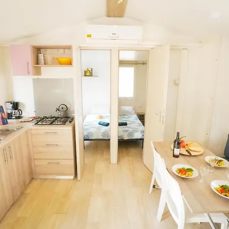 Happy Camp mobile homes in Camping Village La Masseria-2